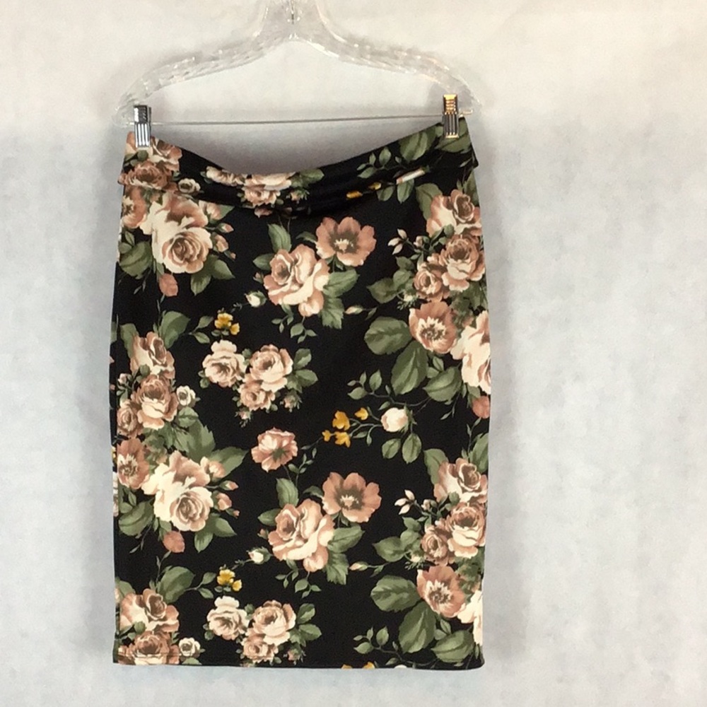 No Comment Skirt | Flower Skirt🛍